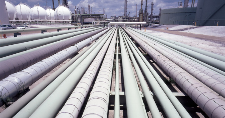 Long industrial pipelines leading to petrochemical plant